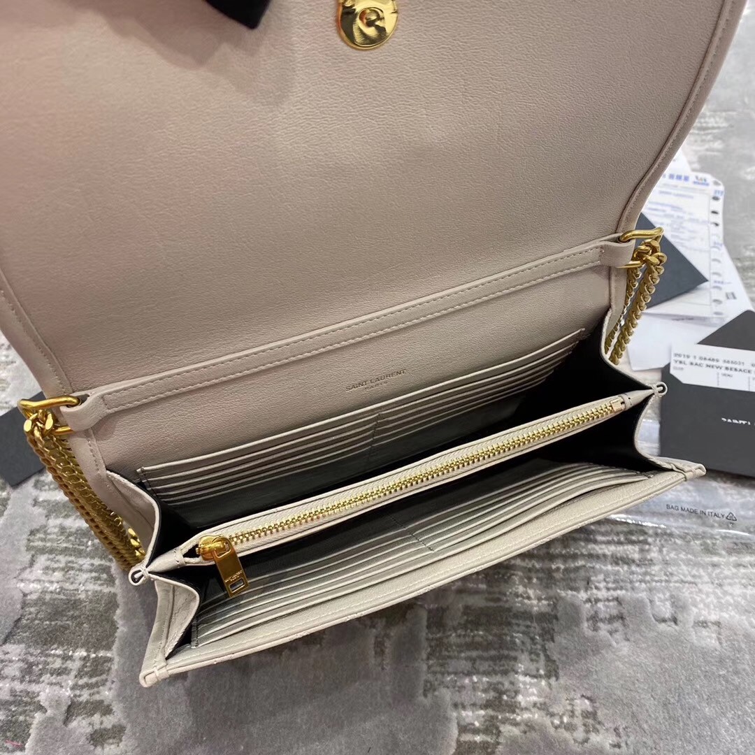 Sa**t Lau*nt woc becky chain wallet in white lambskin