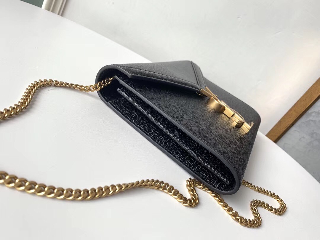 Sa**t Lau*nt woc cassandra chain wallet in black leather