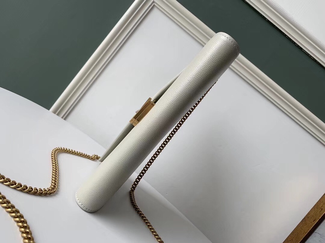Sa**t Lau*nt woc cassandra chain wallet in white leather