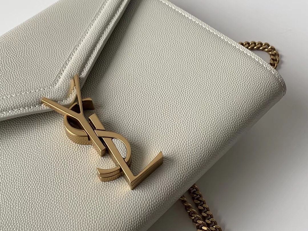 Sa**t Lau*nt woc cassandra chain wallet in white leather