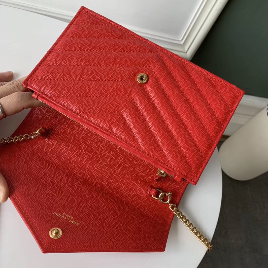 Sa**t Lau*nt woc envelope chain wallet in red leather