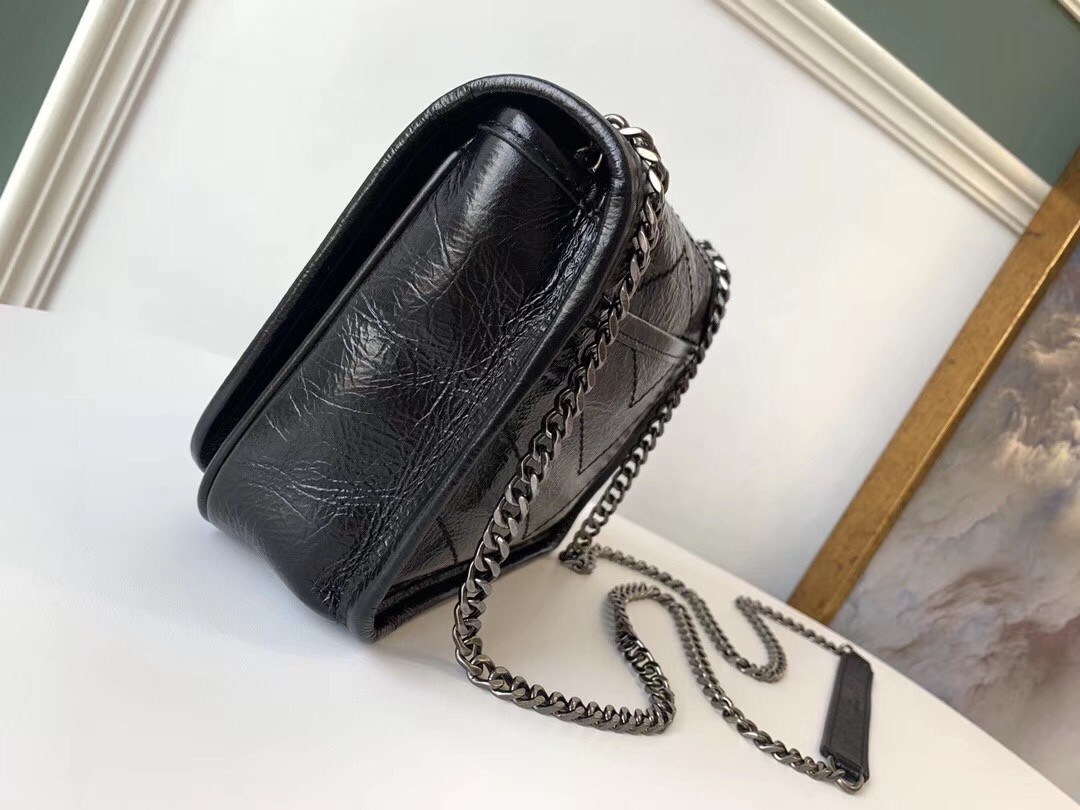 Sa**t Lau*nt woc niki chain wallet in black crinkled leather
