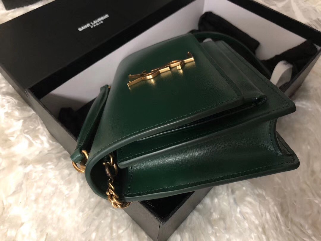 Sa**t Lau*nt woc sunset chain wallet in green calfskin