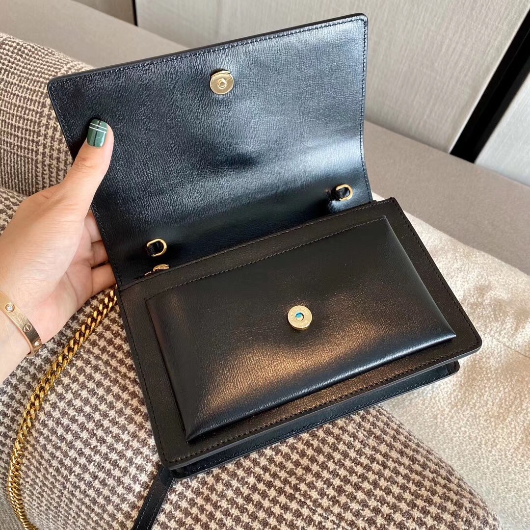 Sa**t Lau*nt woc sunset chain wallet in black calfskin
