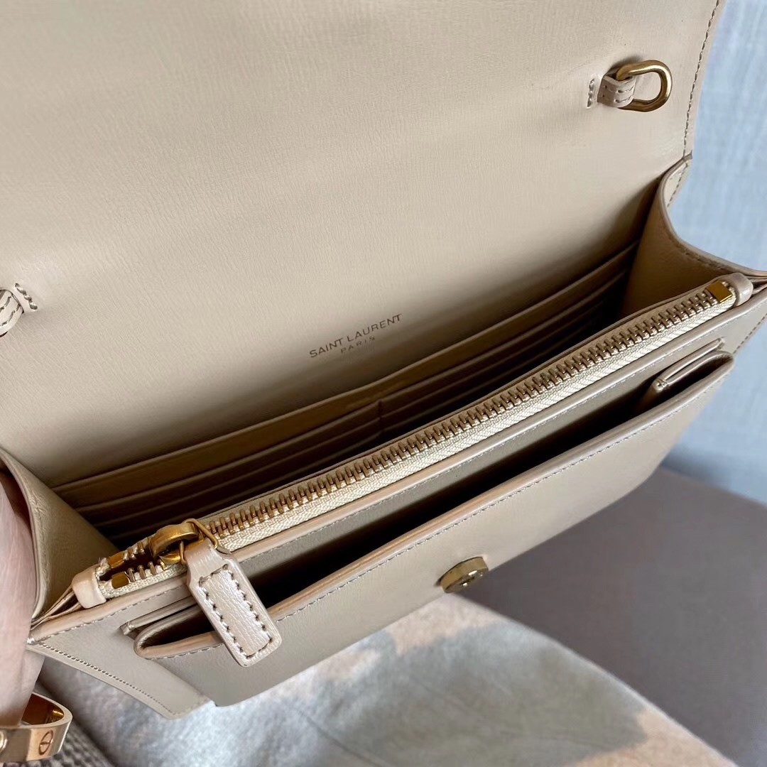Sa**t Lau*nt woc sunset chain wallet in taupe calfskin