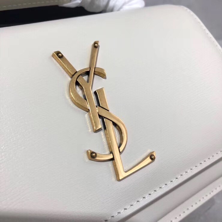 Sa**t Lau*nt woc sunset chain wallet in white calfskin