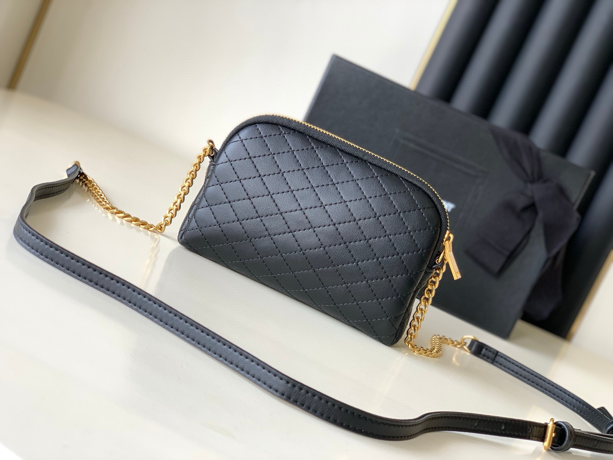 Sa**t Lau*nt gaby zipped pouch in black quilted lambskin