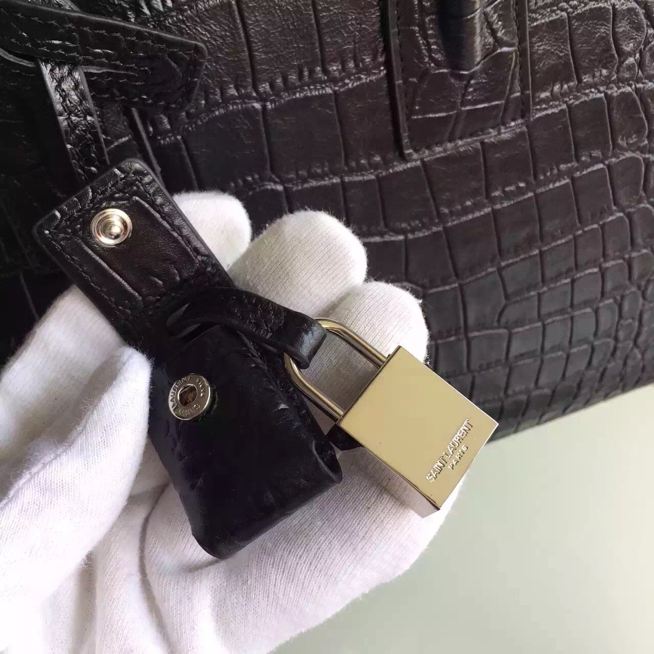 Sa**t Lau*nt small sac de jour bag in black crocodile leather