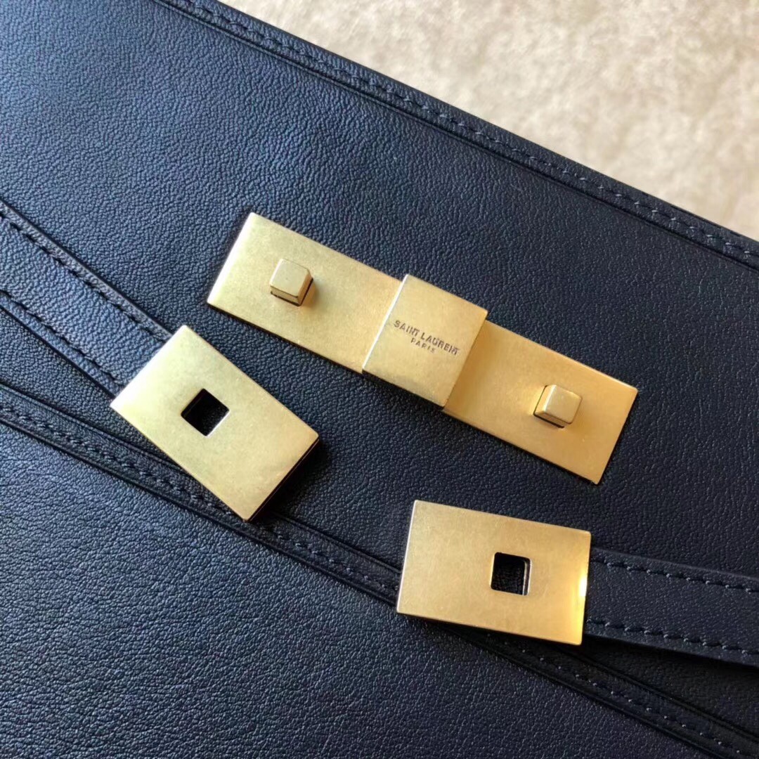 Sa**t Lau*nt black medium manhattan shopping bag