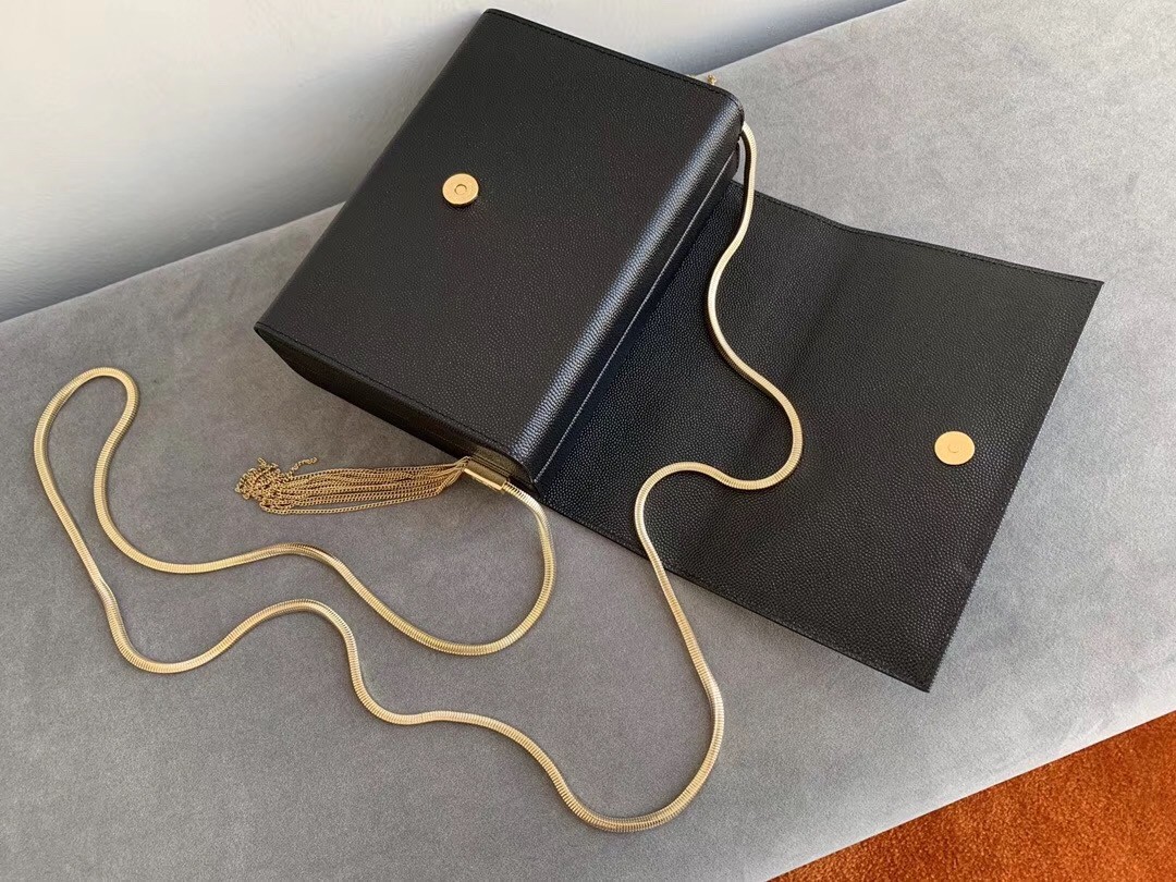 Sa**t Lau*nt kate box bag in black grained leather