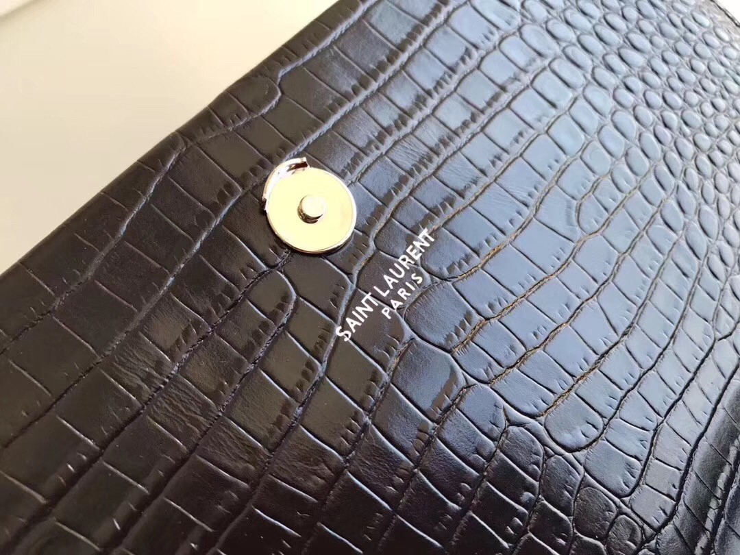 Sa**t Lau*nt medium kate bag with tassel in black croc-embossed leather