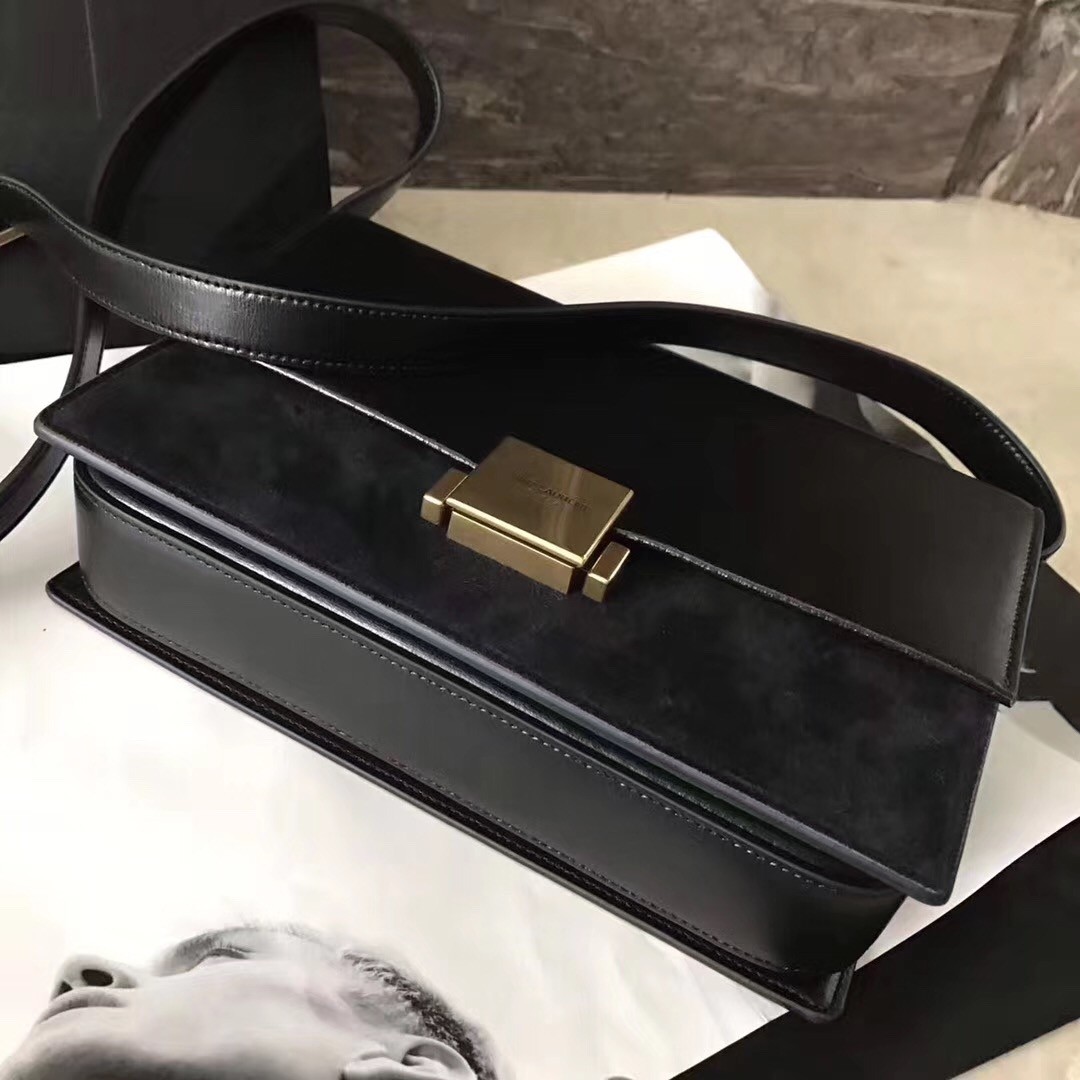 Sa**t Lau*nt medium bellechasse bag in black leather
