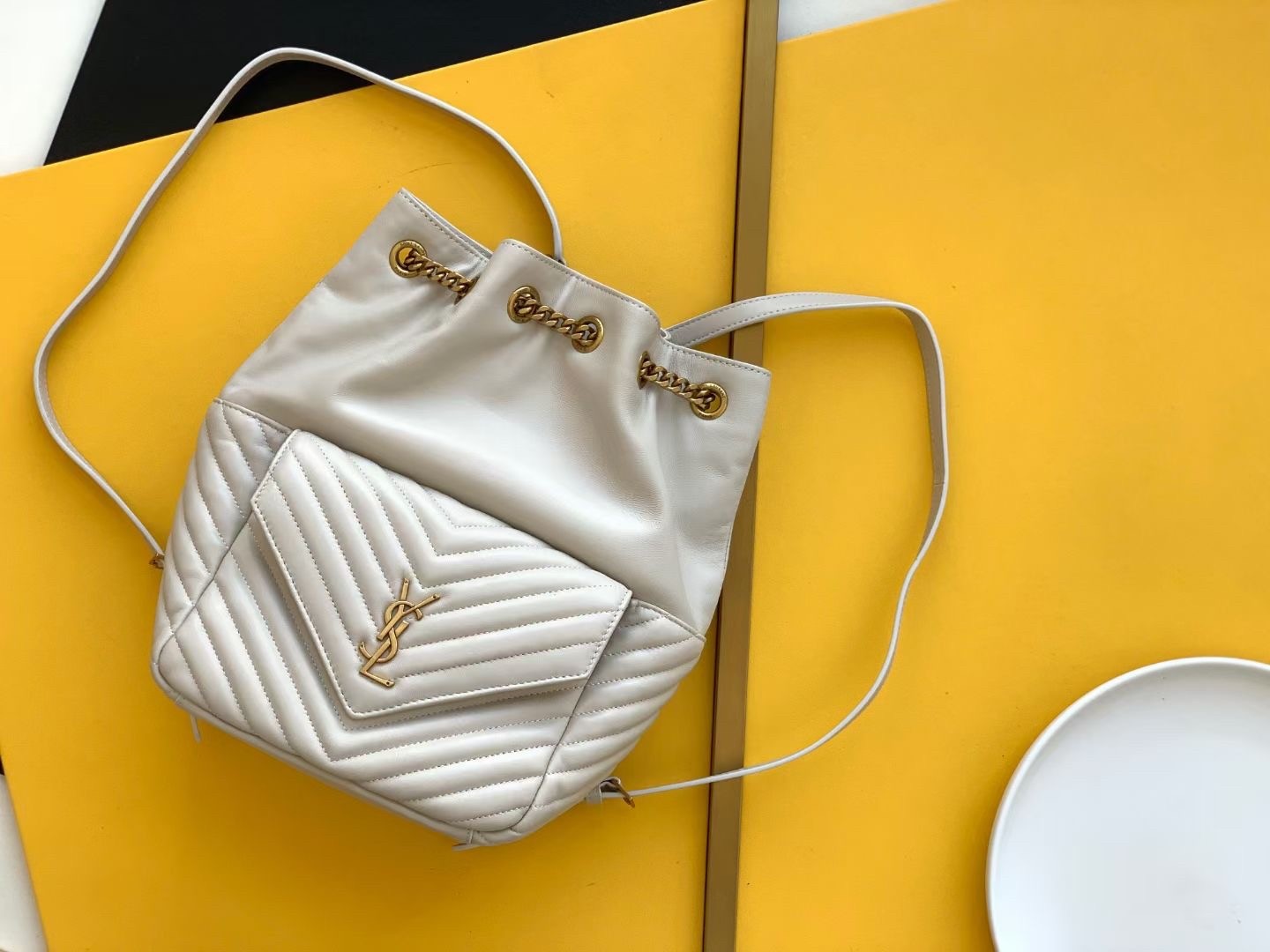 Sa**t Lau*nt joe backpack in white lambskin