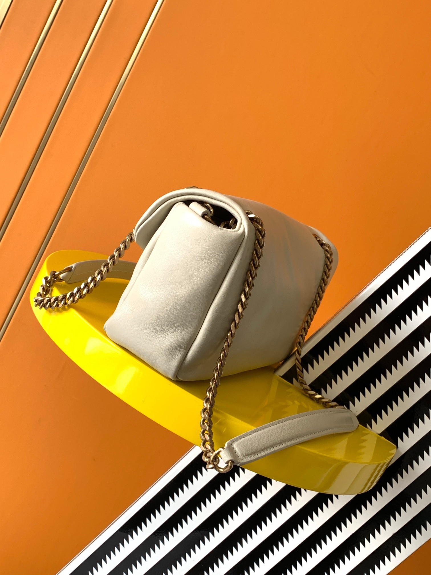 Sa**t Lau*nt calypso shoulder bag in white lambskin