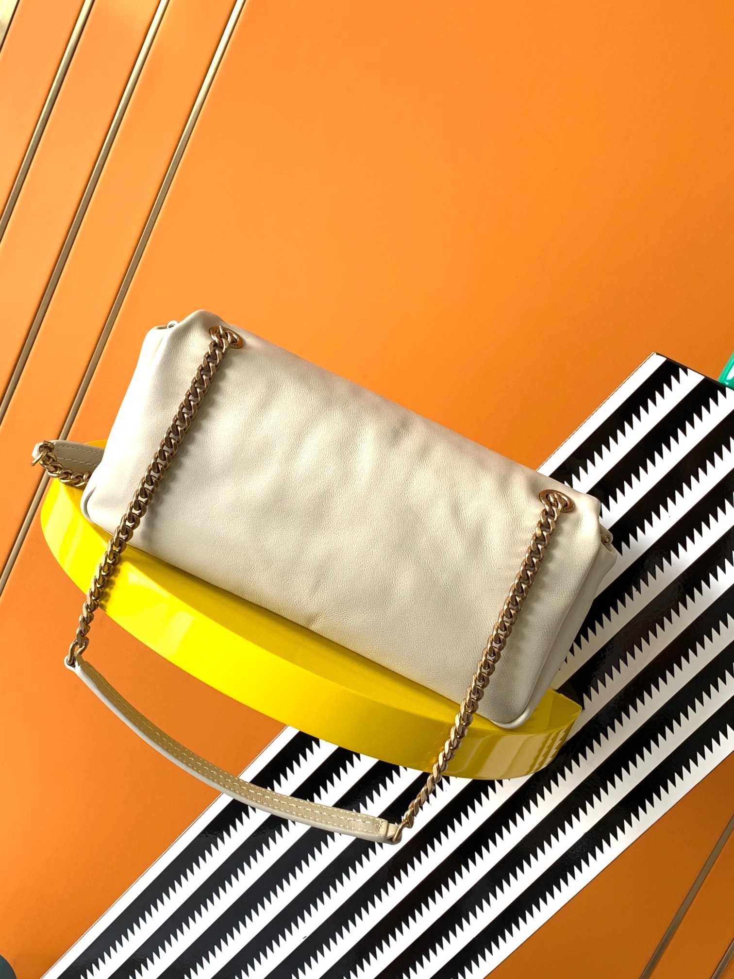 Sa**t Lau*nt calypso shoulder bag in white lambskin