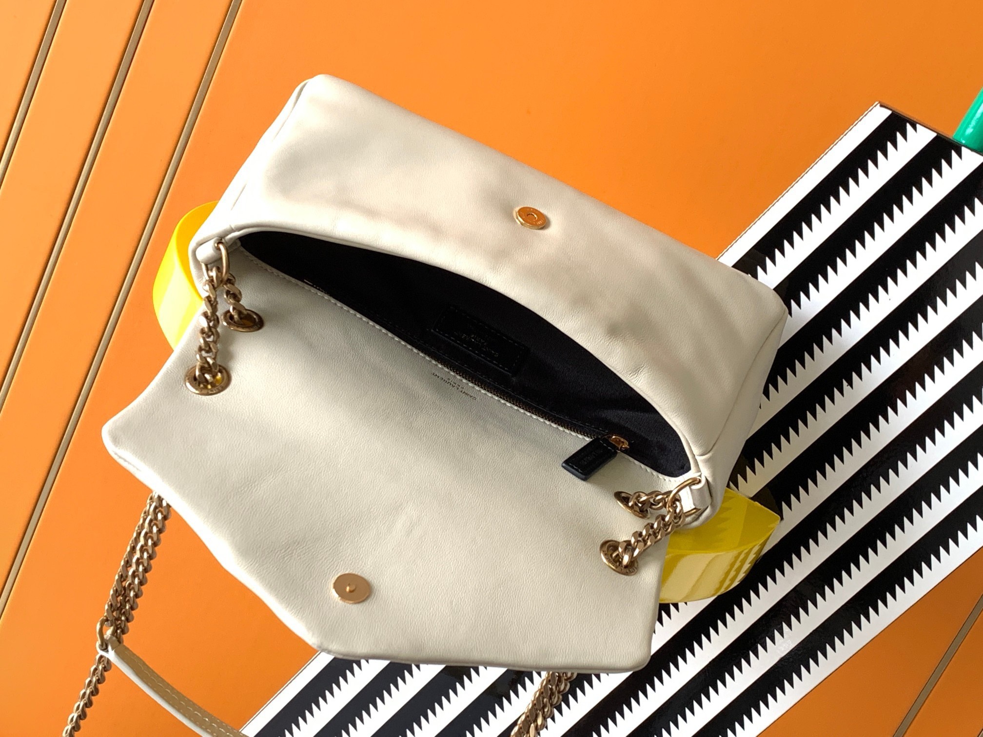 Sa**t Lau*nt calypso shoulder bag in white lambskin
