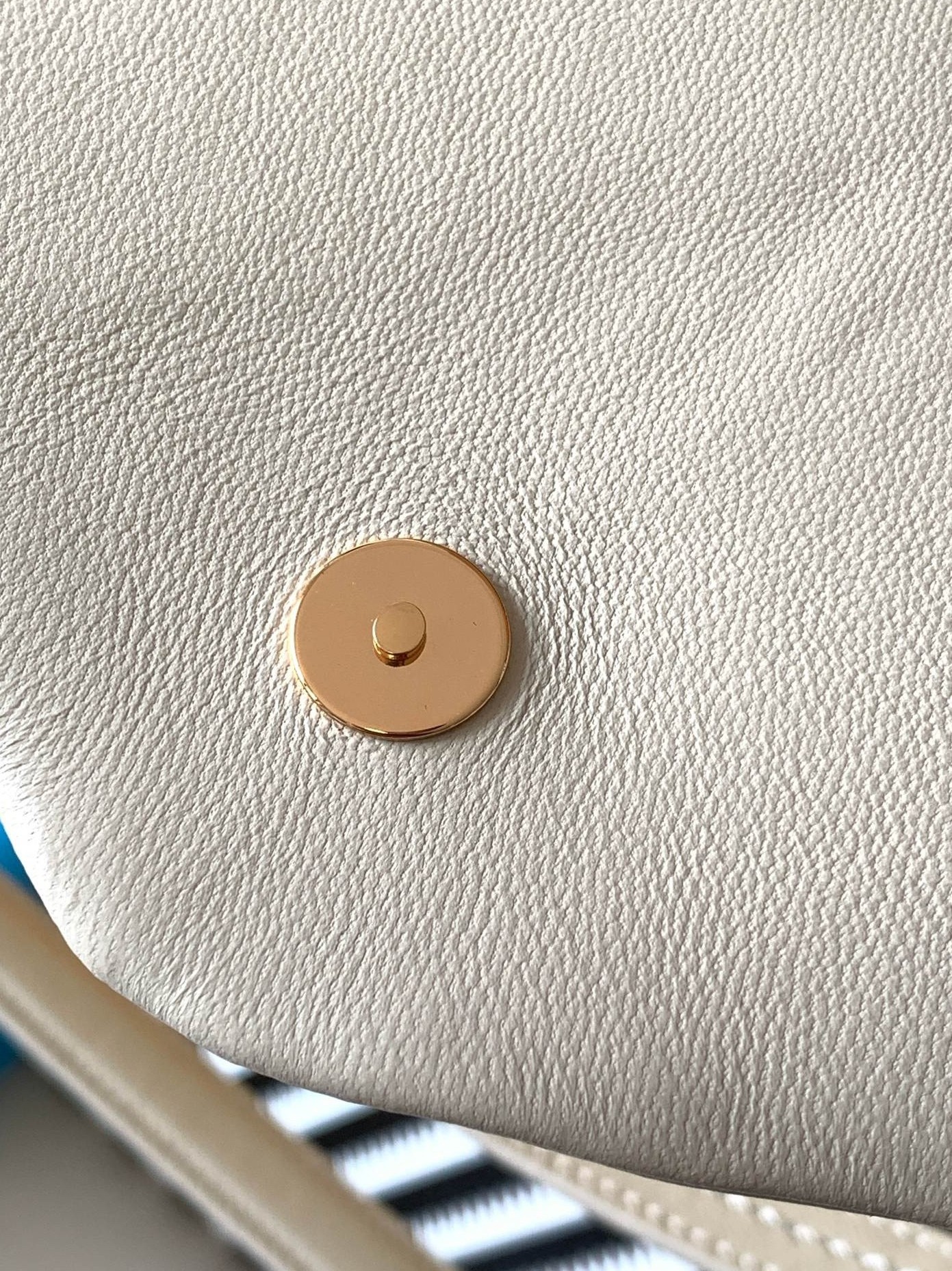 Sa**t Lau*nt calypso shoulder bag in white lambskin