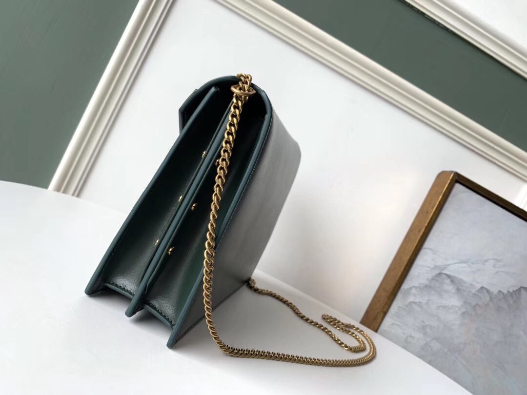 Sa**t Lau*nt dark green cassandra monogram clasp bag