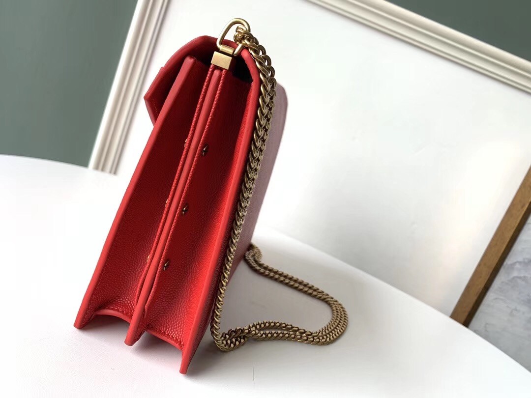 Sa**t Lau*nt cassandra clasp bag in red grained leather