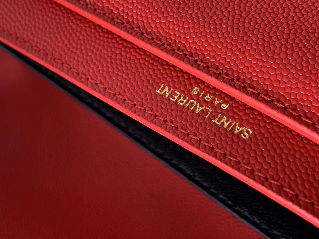 Sa**t Lau*nt cassandra clasp bag in red grained leather