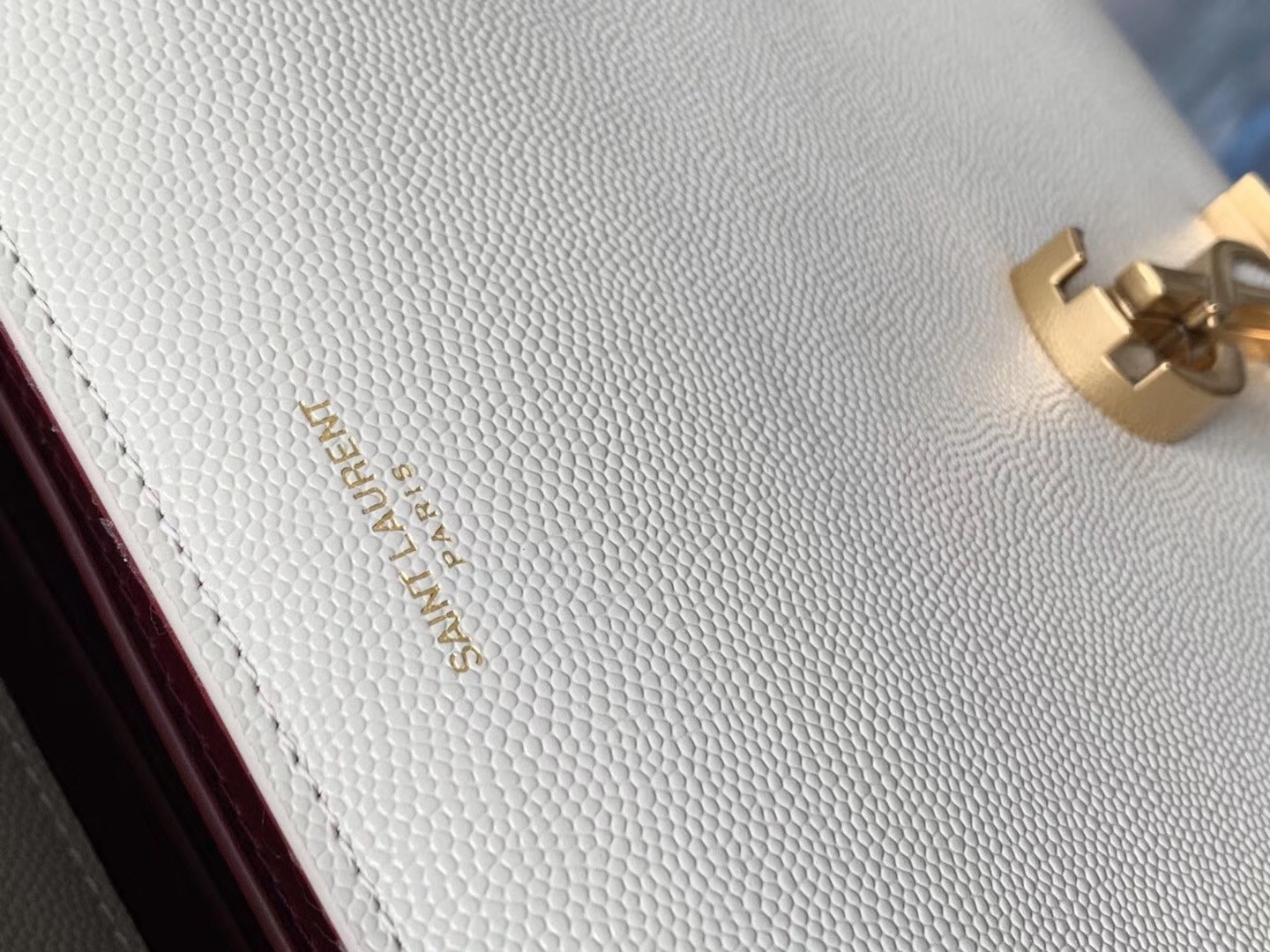 Sa**t Lau*nt cassandra medium bag in white grained leather
