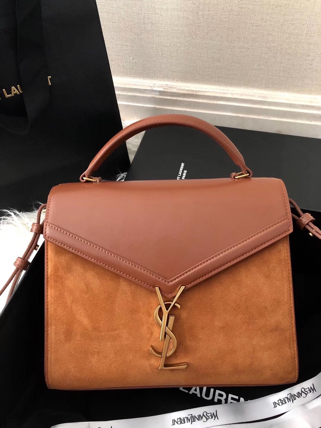 Sa**t Lau*nt cassandra medium bag in brown suede