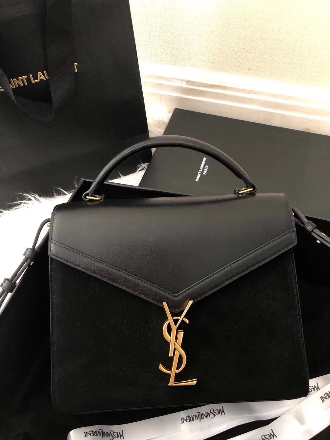 Sa**t Lau*nt cassandra medium bag in black suede