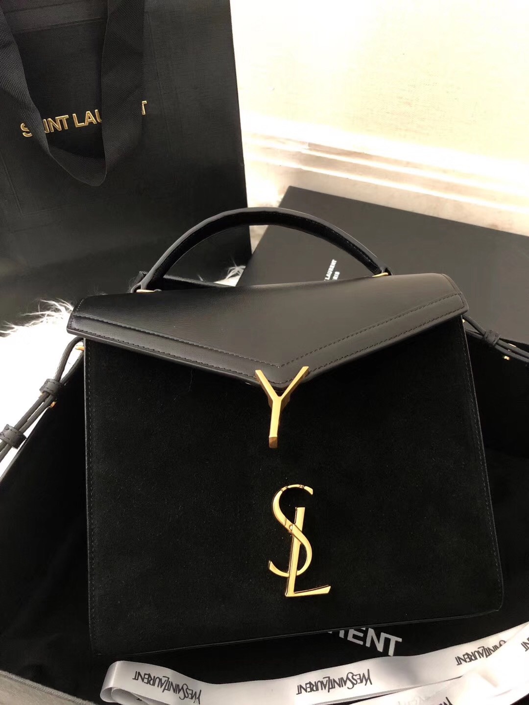 Sa**t Lau*nt cassandra medium bag in black suede