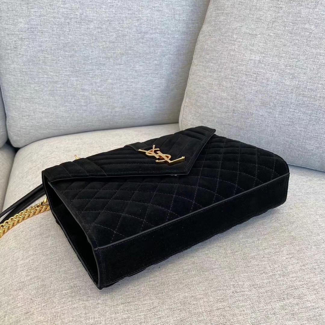 Sa**t Lau*nt medium envelope bag in black suede