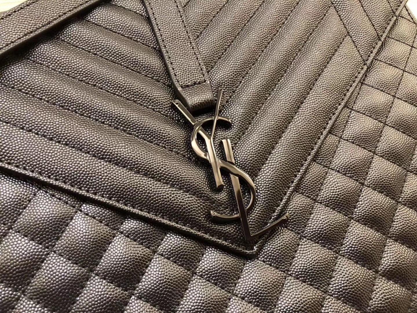 Sa**t Lau*nt large envelope all black bag