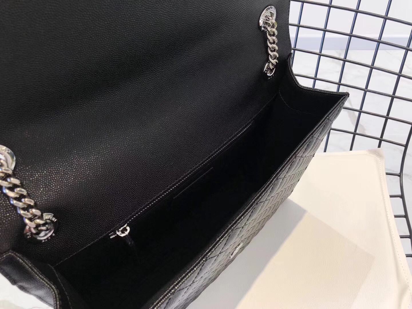 Sa**t Lau*nt envelope large bag in noir grained leather