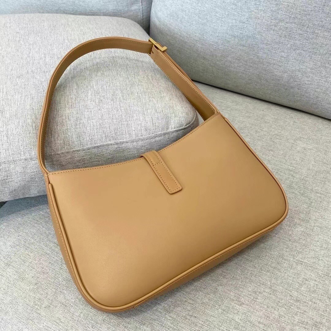 Sa**t Lau*nt le 5 À 7 hobo bag in brown leather