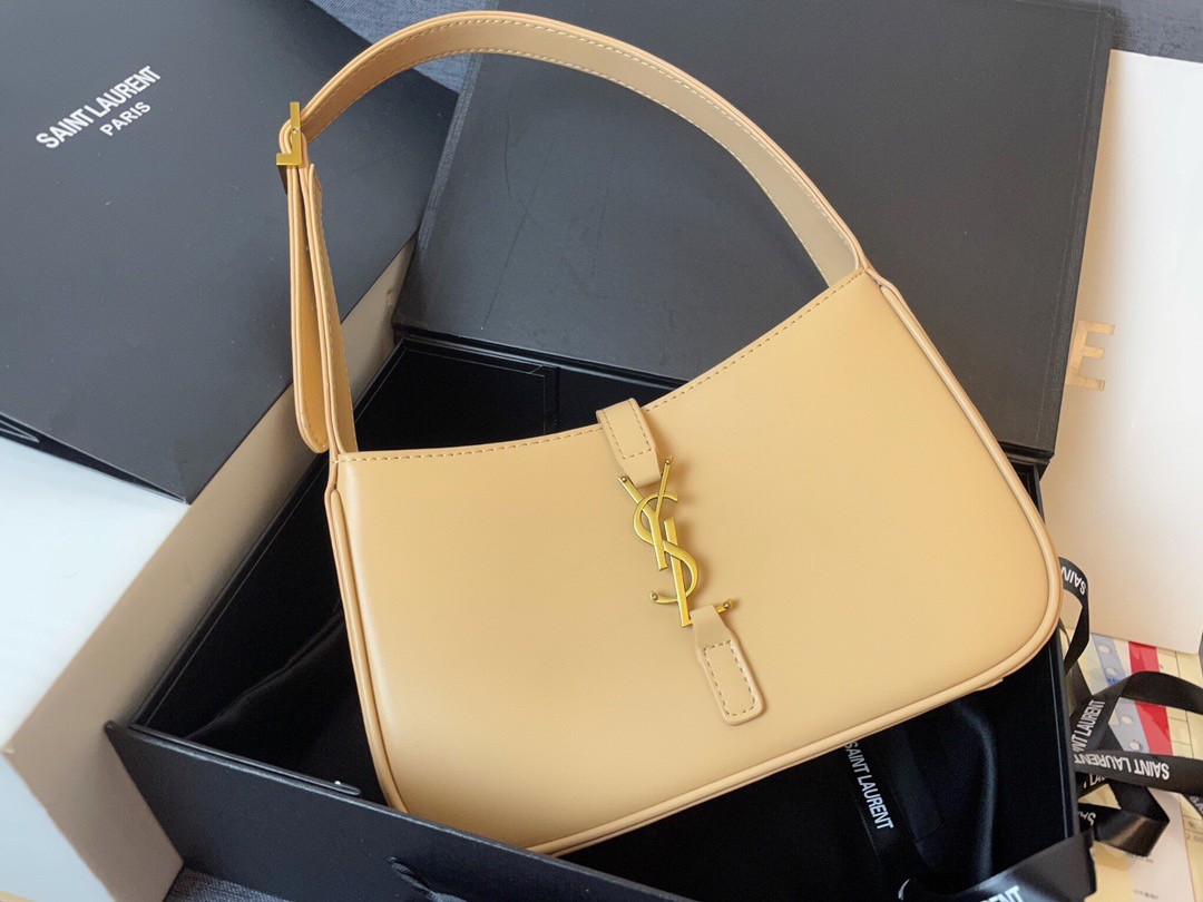 Sa**t Lau*nt le 5 À 7 hobo bag in naturel smooth leather