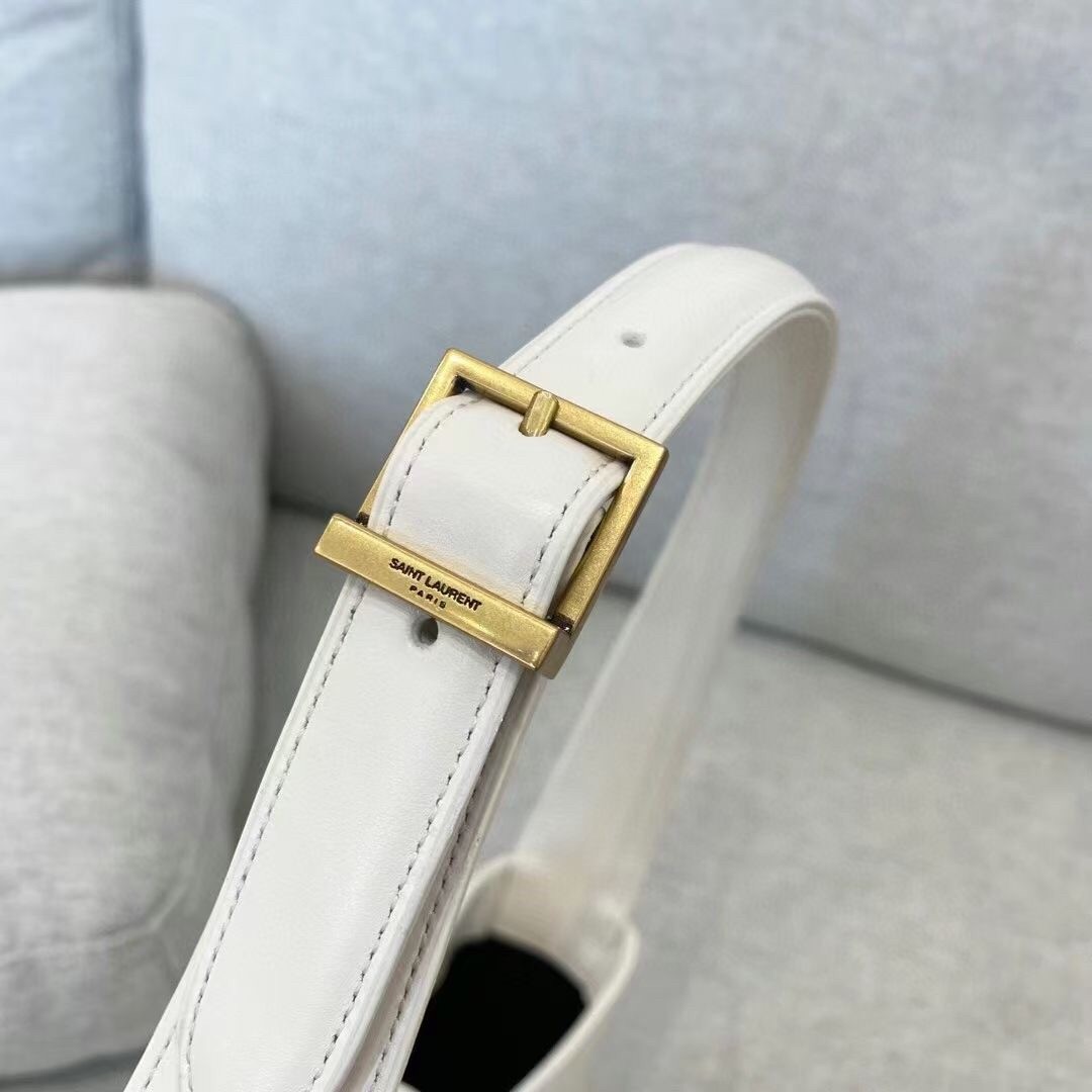 Sa**t Lau*nt le 5 À 7 hobo bag in white leather