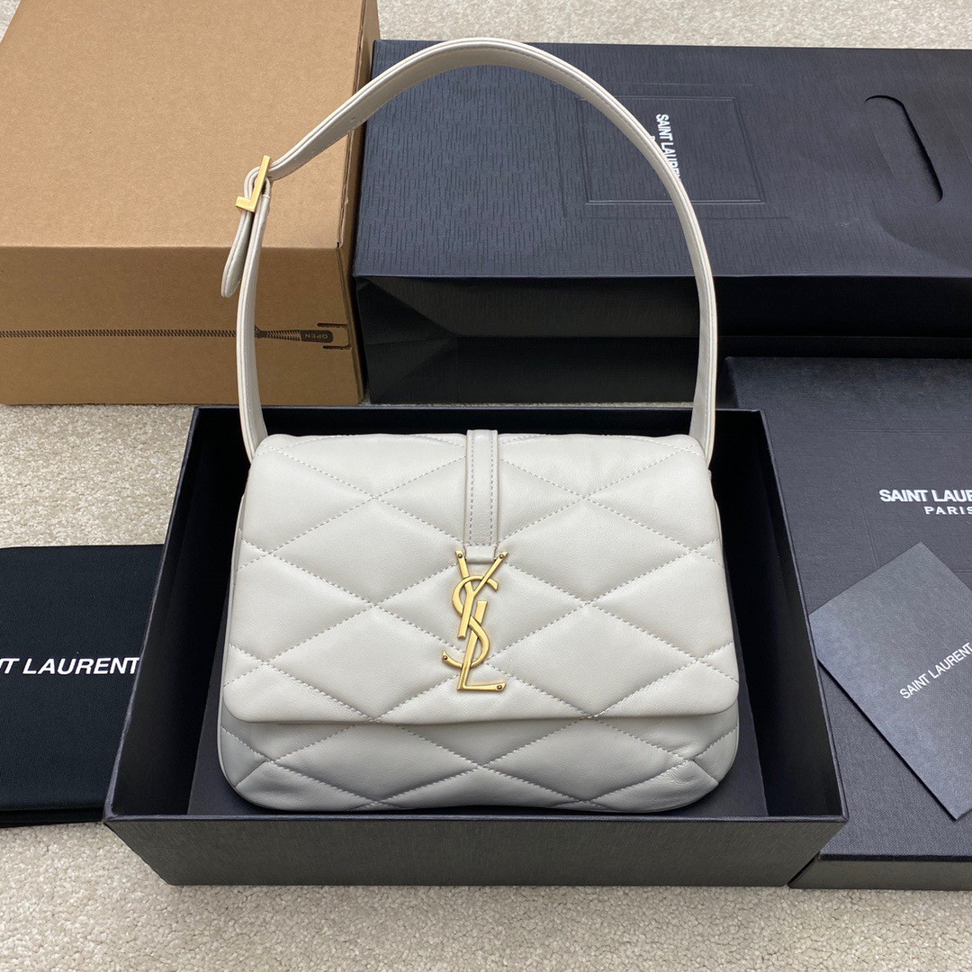 Sa**t Lau*nt le 57 hobo bag in white quilted lambskin