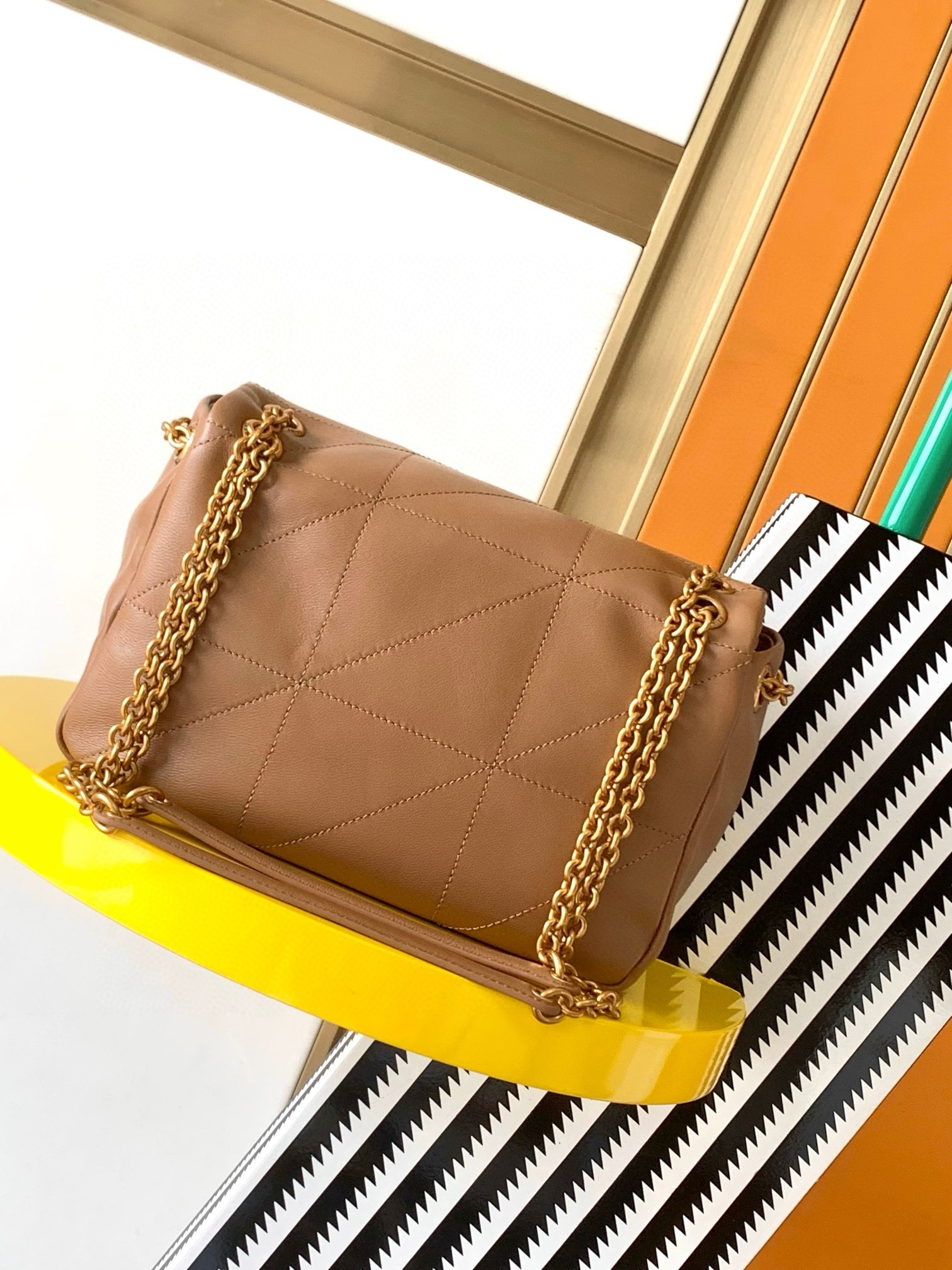 Sa**t Lau*nt jamie 4.3 small bag in brown lambskin