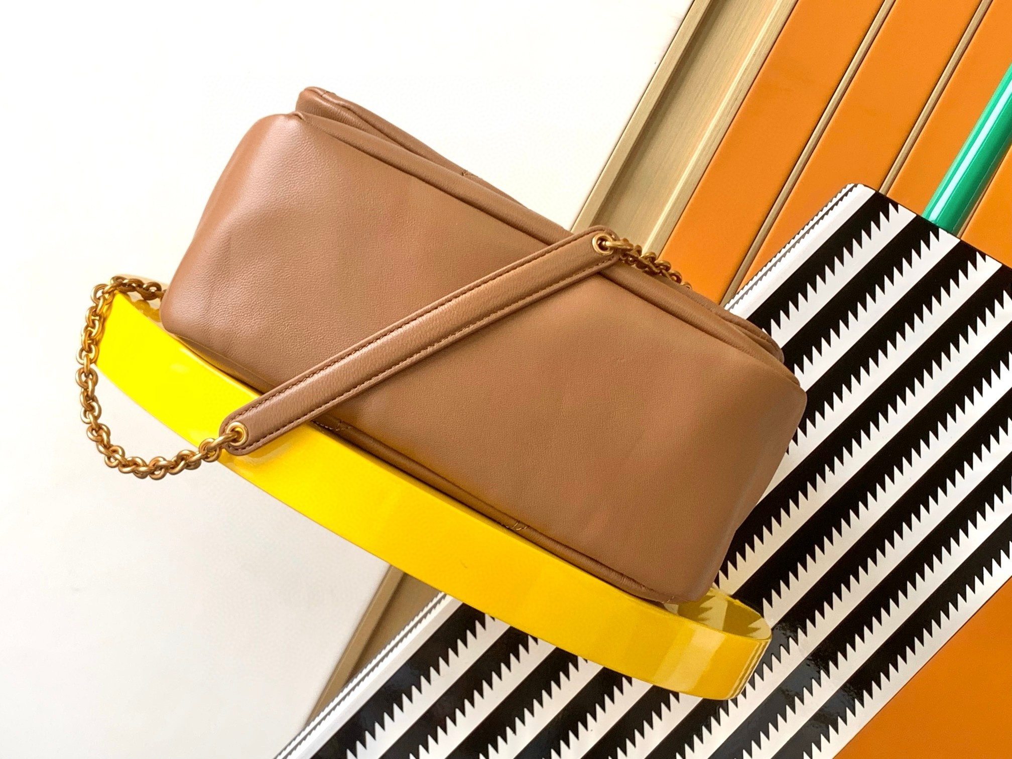 Sa**t Lau*nt jamie 4.3 small bag in brown lambskin