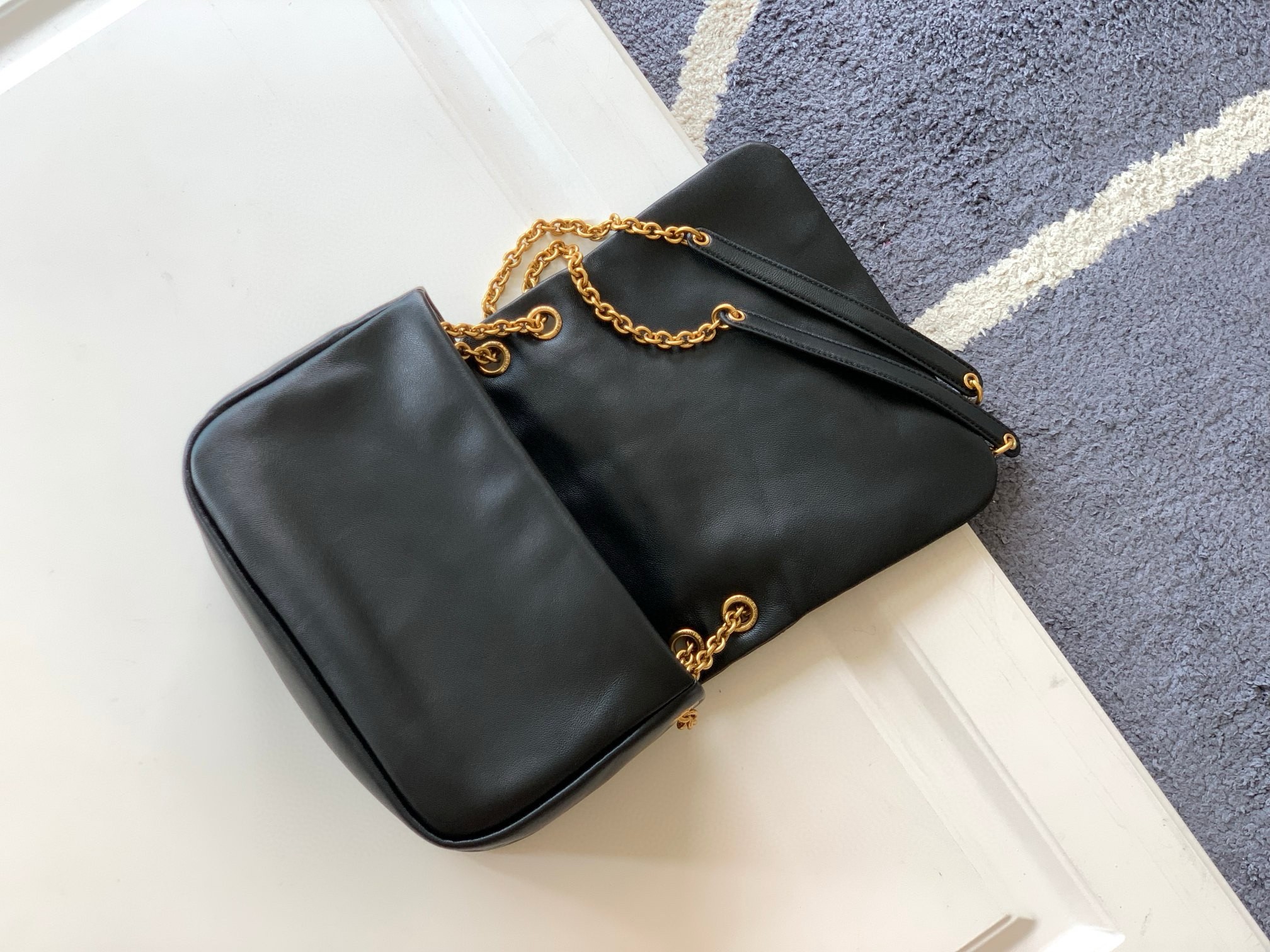 Sa**t Lau*nt jamie 4.3 small bag in black lambskin