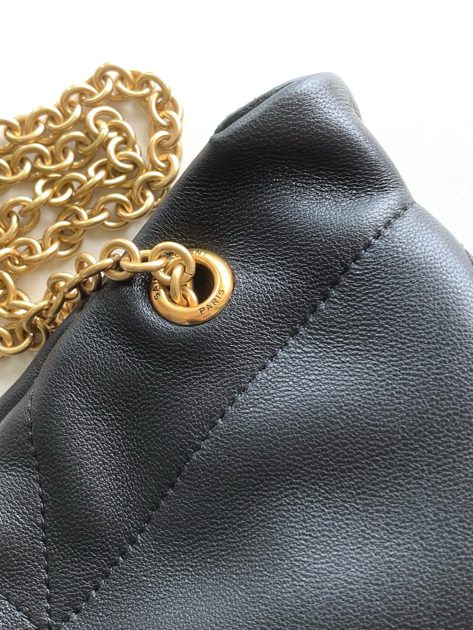 Sa**t Lau*nt jamie 4.3 pochon bag in black lambskin