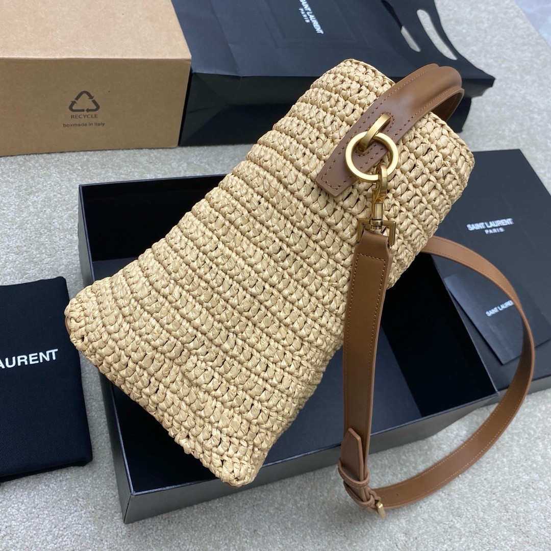 Sa**t Lau*nt le 37 bucket bag in natural woven raffia