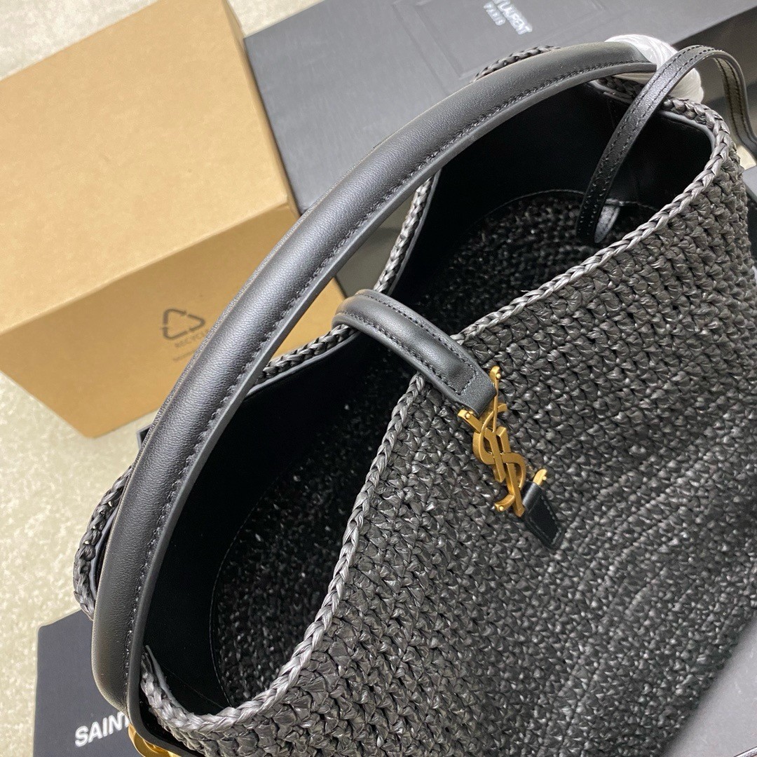 Sa**t Lau*nt le 37 bucket bag in black woven raffia