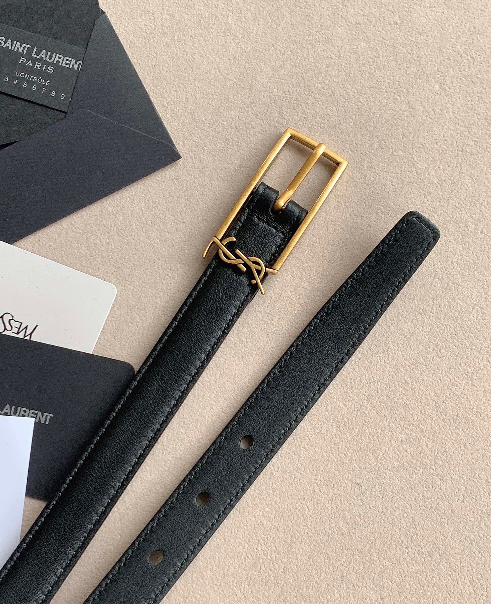 Sa**t Lau*nt new cassandre buckle belt 20mm in black leather