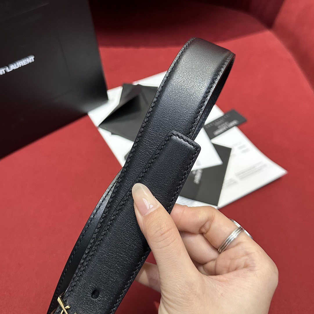 Sa**t Lau*nt cassandre square buckle belt 20mm in black leather