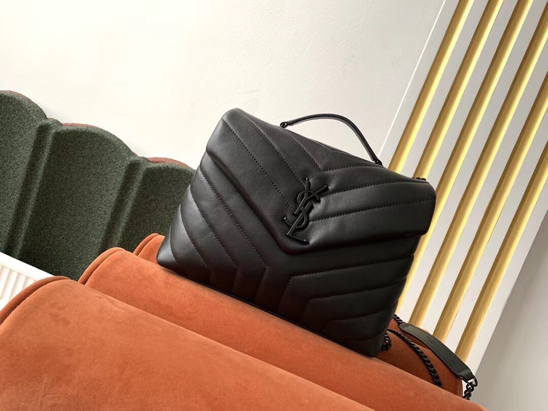Sa**t Lau*nt so black loulou small shoulder bag