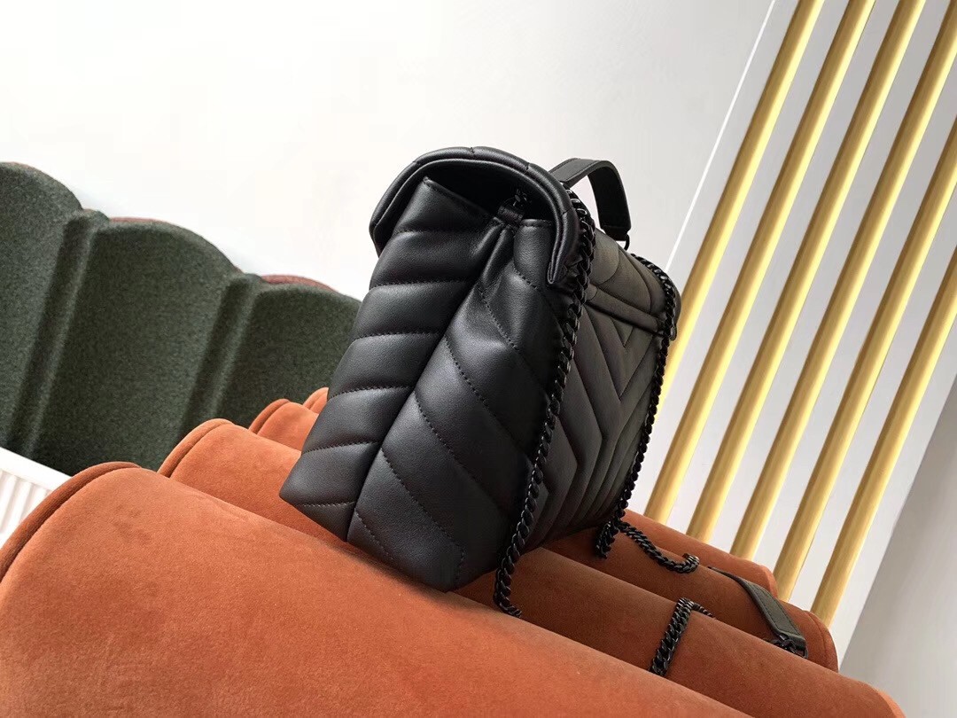 Sa**t Lau*nt so black loulou small shoulder bag