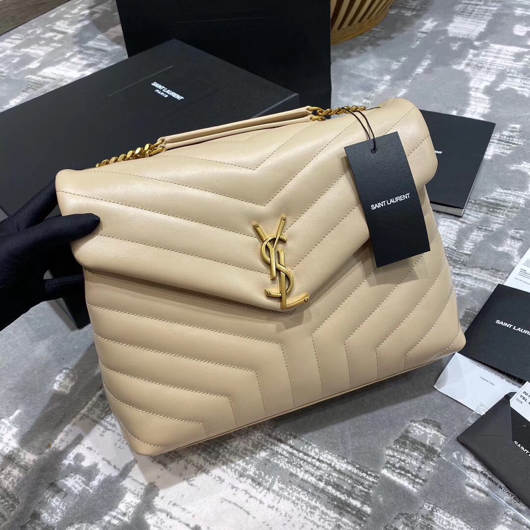 Sa**t Lau*nt loulou medium bag in powder matelasse leather