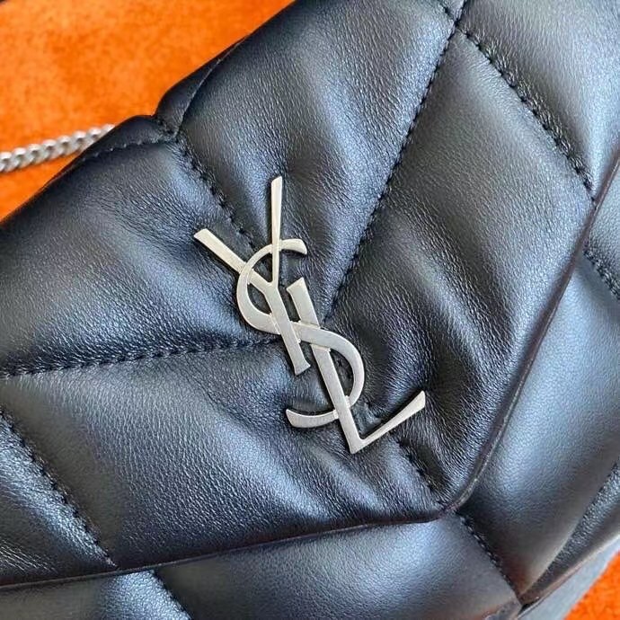Sa**t Lau*nt puffer toy bag in noir lambskin