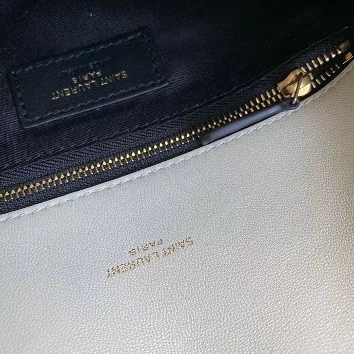 Sa**t Lau*nt puffer toy bag in white lambskin