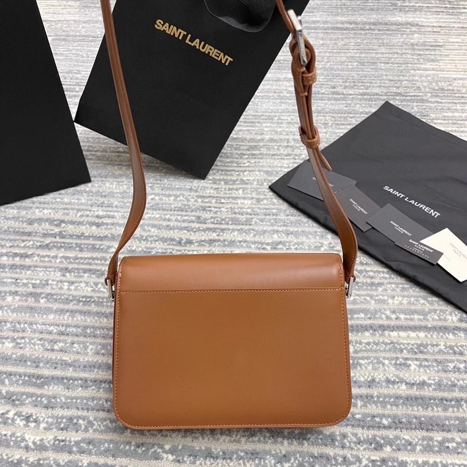 Sa**t Lau*nt le pave bag in camel calfskin