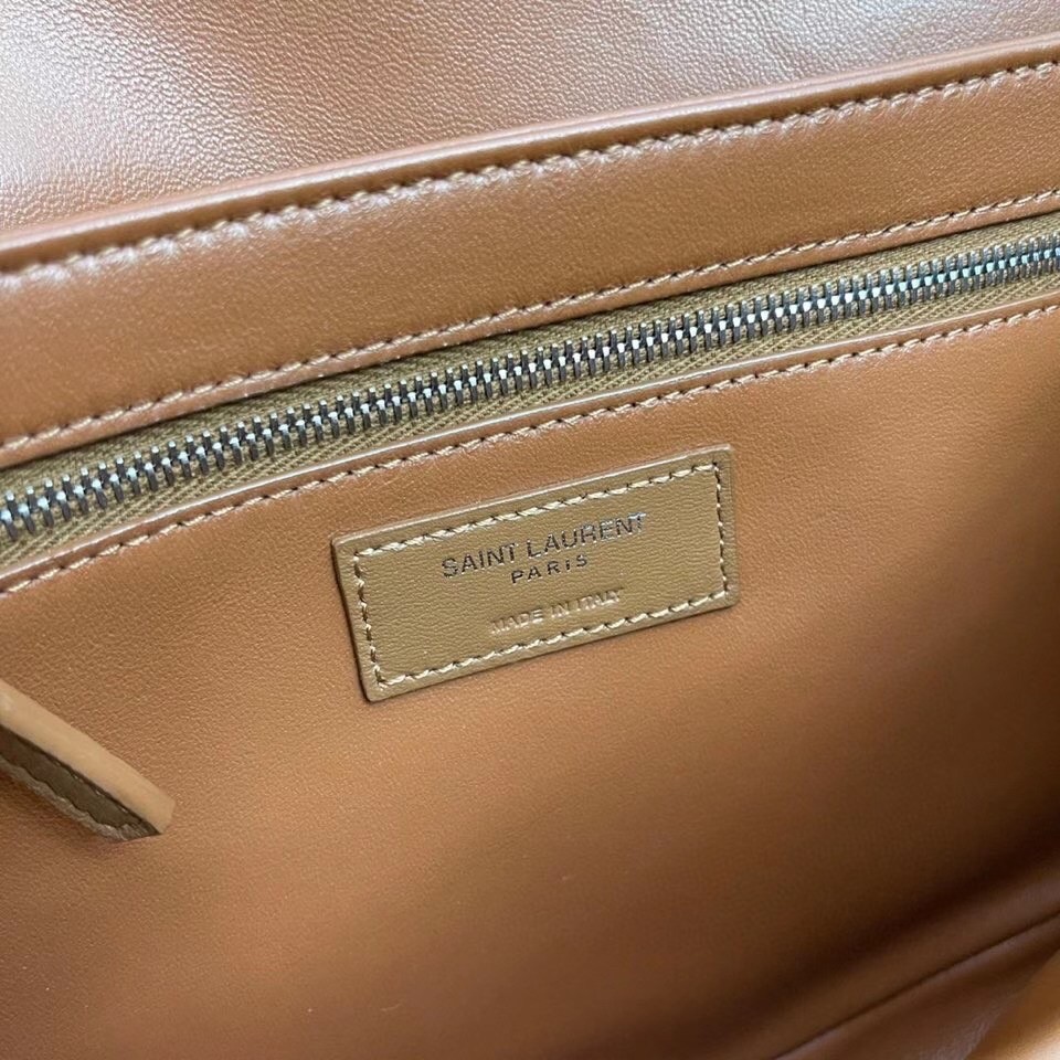 Sa**t Lau*nt le pave bag in camel calfskin
